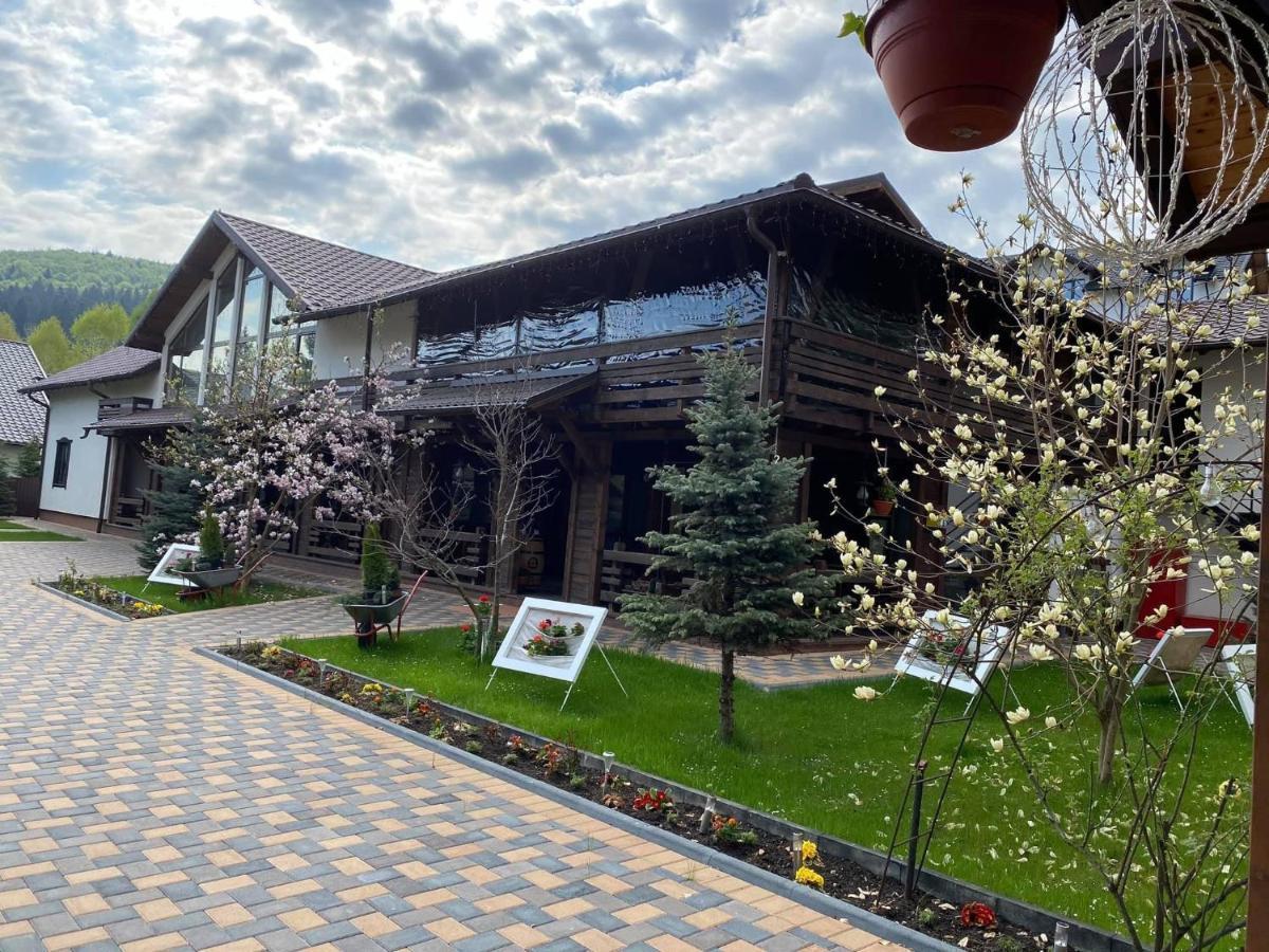 Hotel Roua Voronetului Hura-Humora Exteriér fotografie