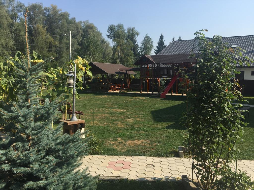 Hotel Roua Voronetului Hura-Humora Exteriér fotografie