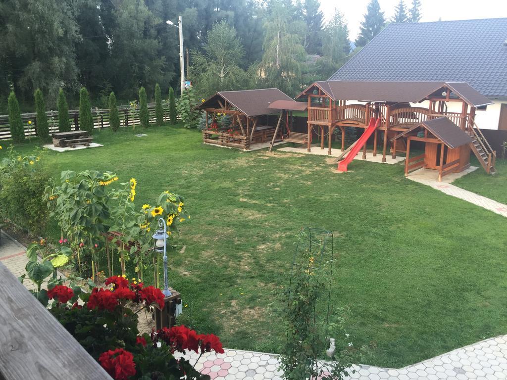 Hotel Roua Voronetului Hura-Humora Exteriér fotografie